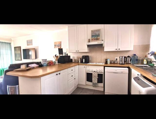 2 BEDROOM COMPLEX FOR SALE IN AMBERFIELD